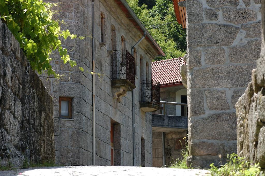 Гостевой дом Aldeia Turistica De Louredo Виейра-ду-Минью Экстерьер фото