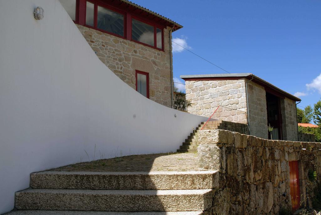 Гостевой дом Aldeia Turistica De Louredo Виейра-ду-Минью Экстерьер фото