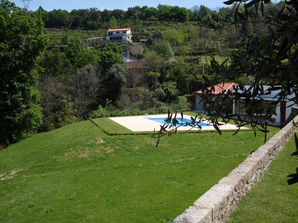 Гостевой дом Aldeia Turistica De Louredo Виейра-ду-Минью Экстерьер фото